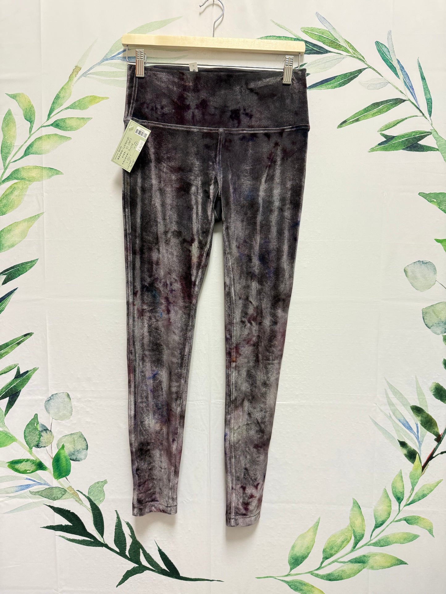 Lululemon Wunder Lounge HR Tight 28” (10)