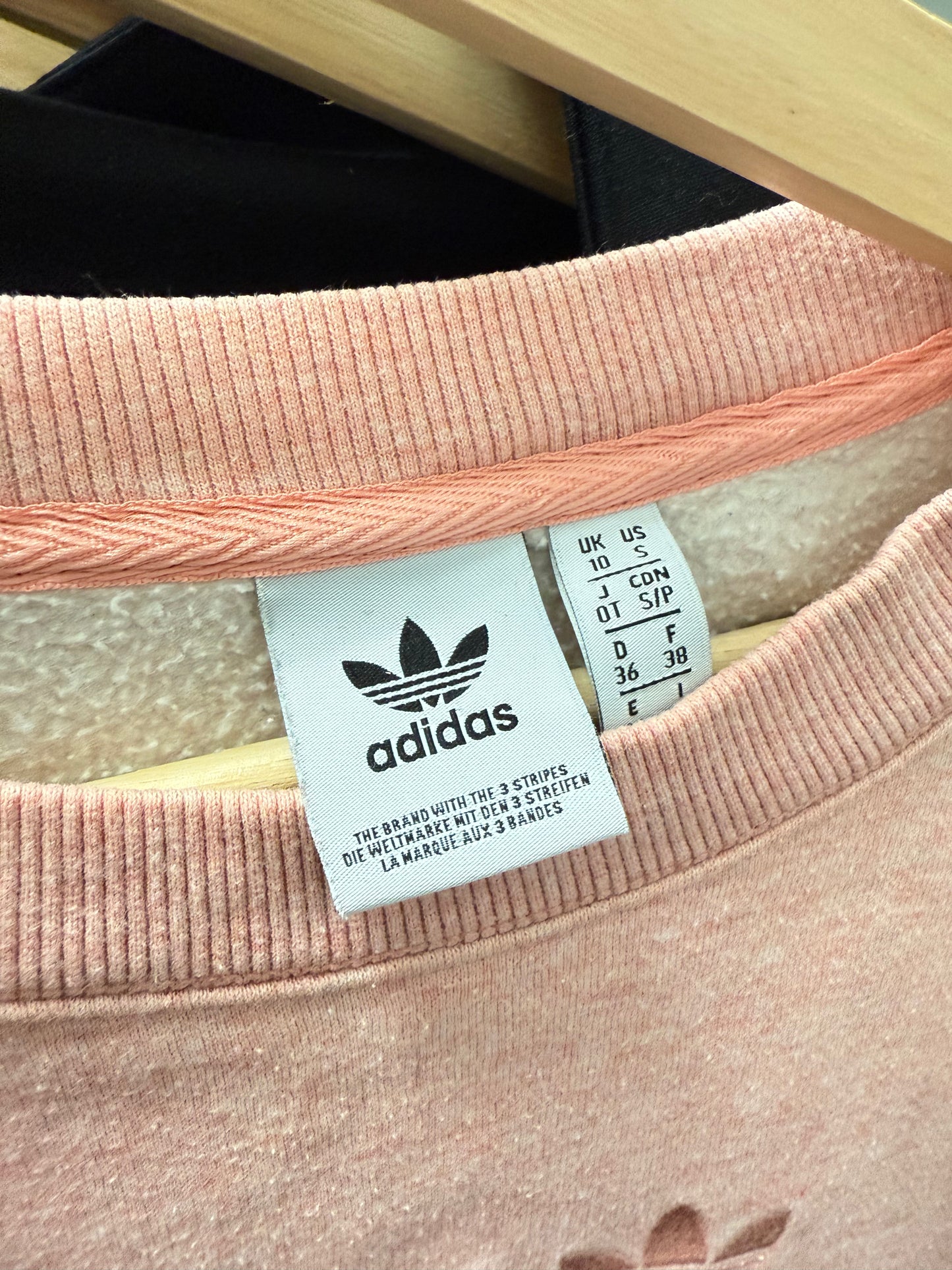 CLEARANCE Adidas Graphic Oversized Crop Crewneck (S)