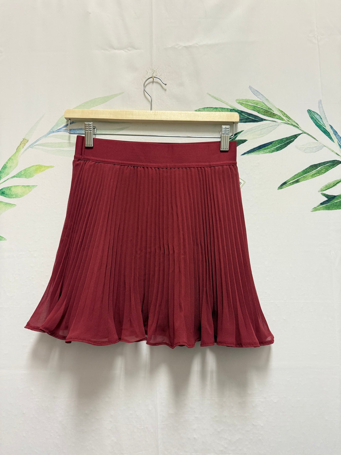 Aritzia Wilfred Twirl Pleated Mini Skirt (M)