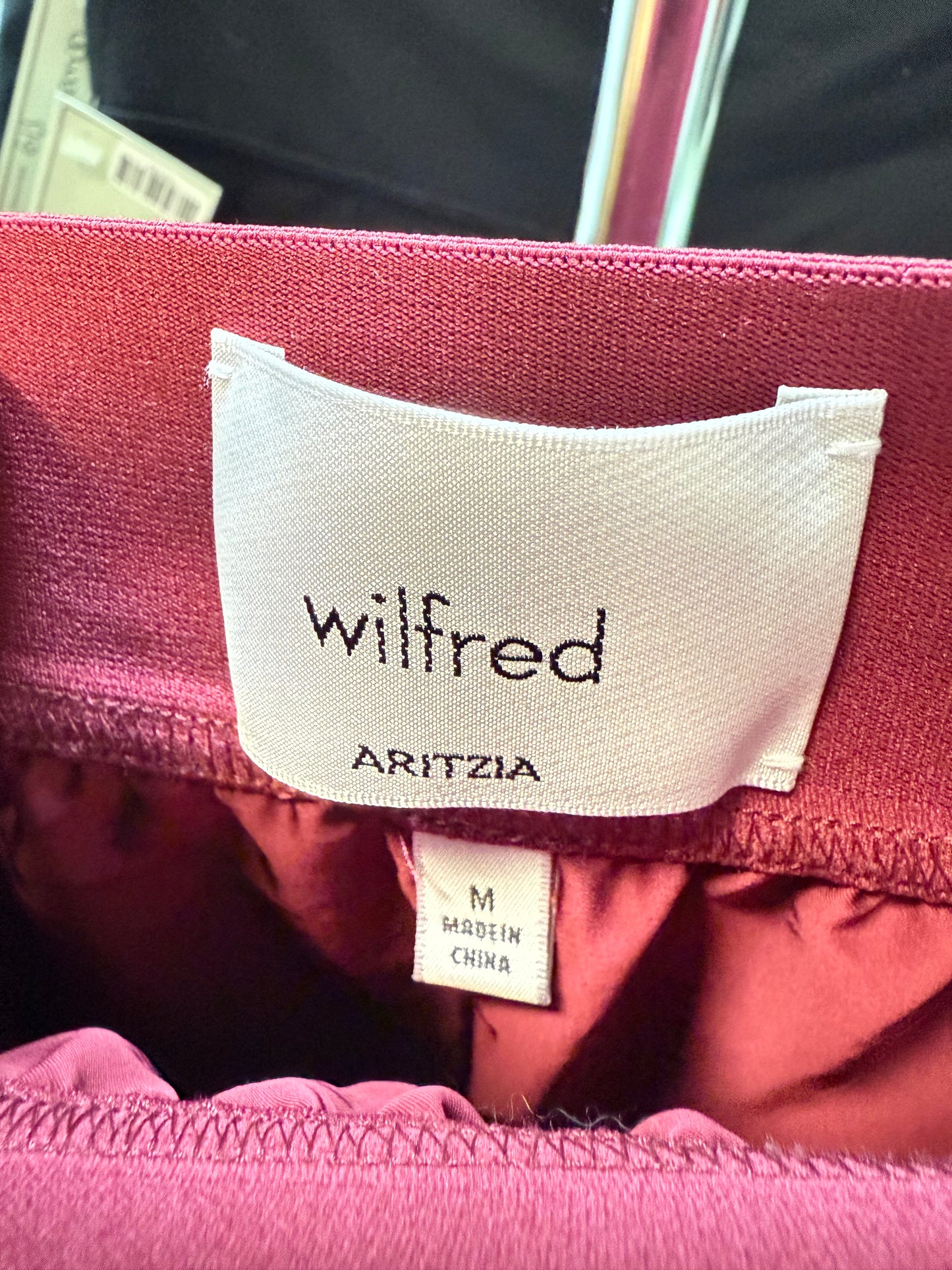 Aritzia Wilfred Twirl Pleated Mini Skirt (M)