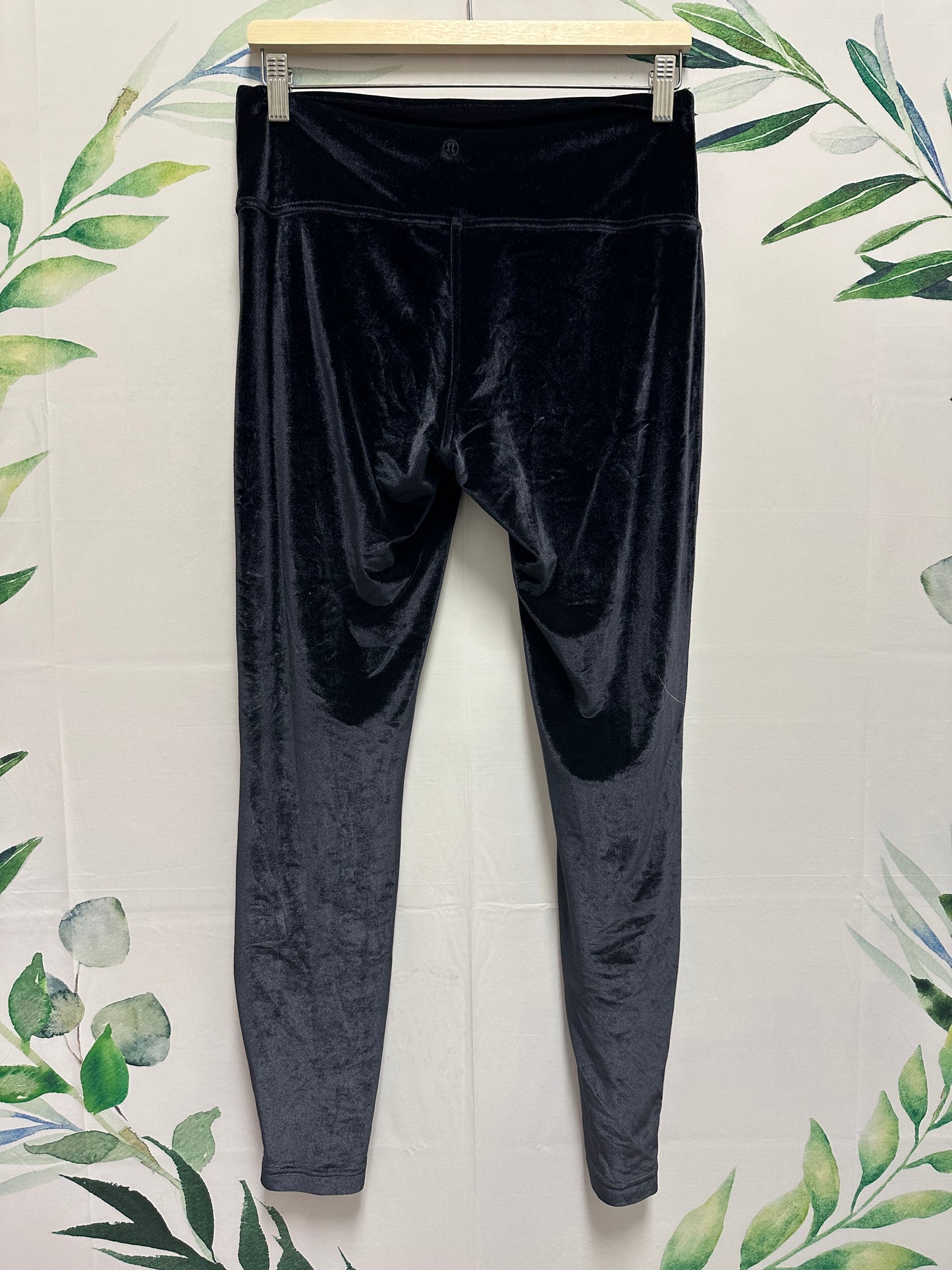 Lululemon Wunder Lounge HR Tight 28” (12)