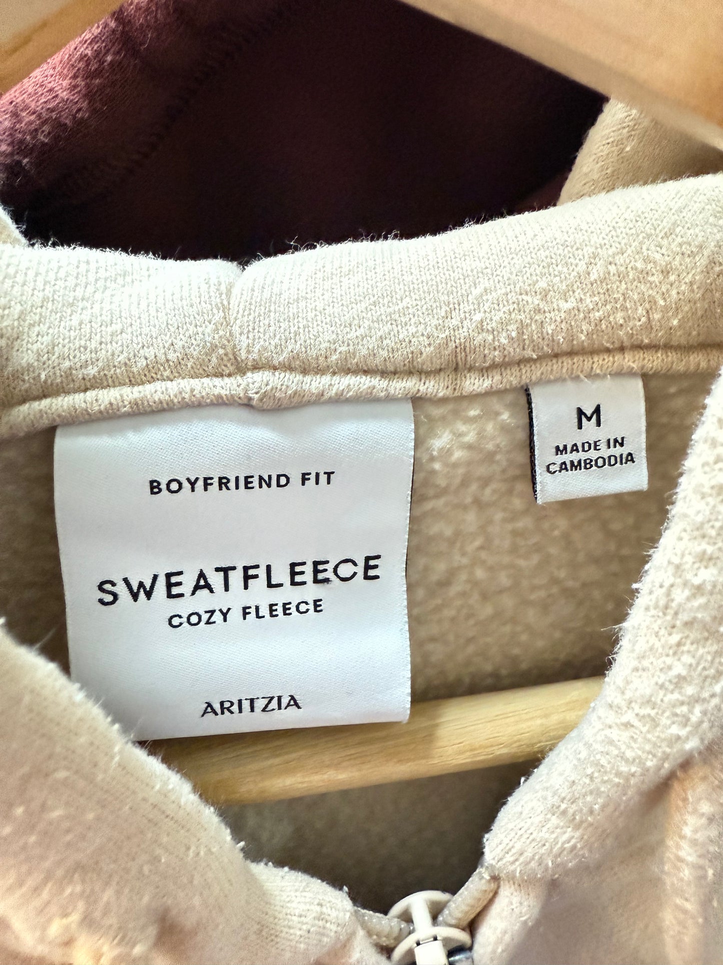 Aritzia Cozyfleece Boyfriend Zip Up Hoodie (M)