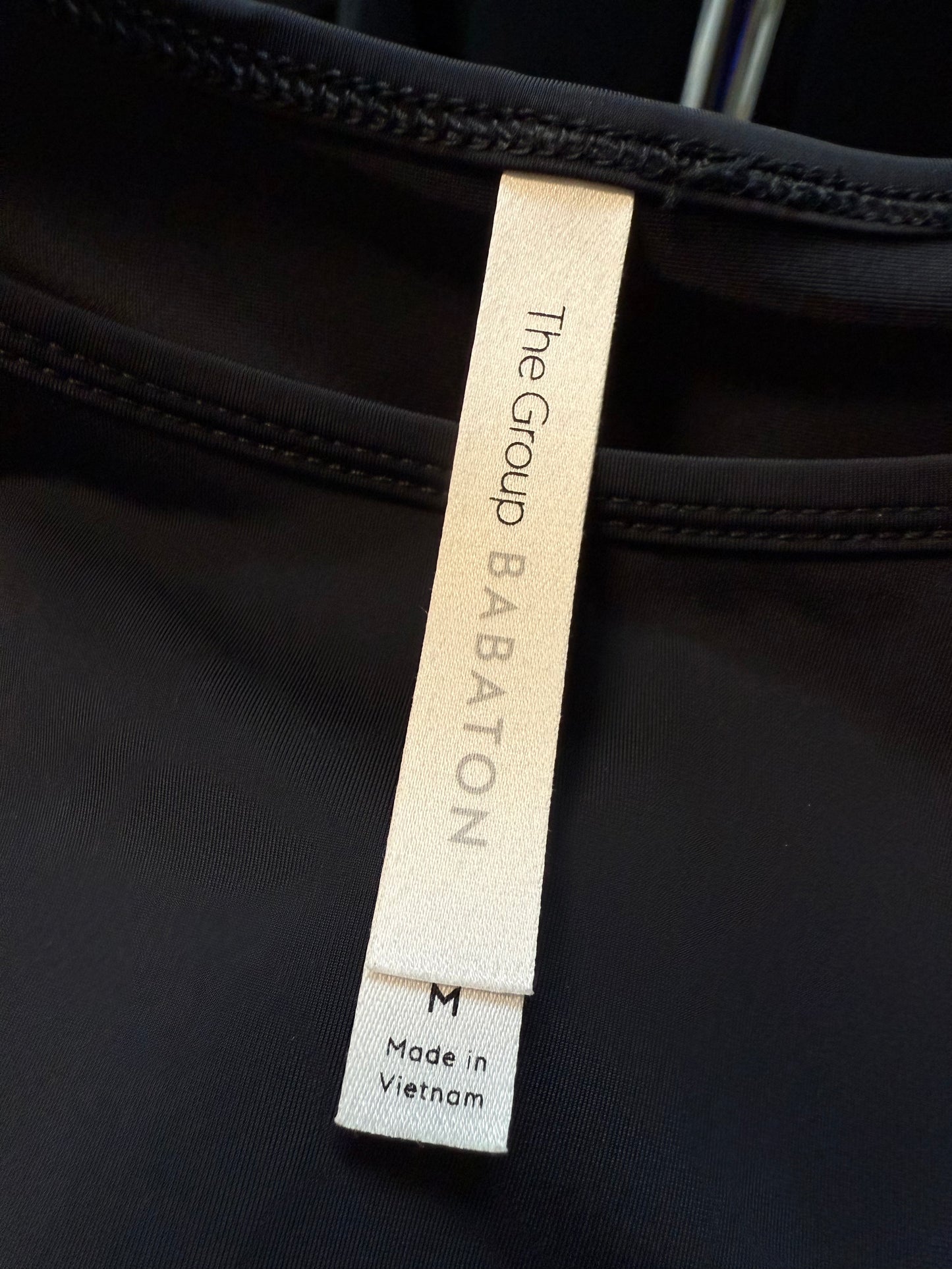 Aritzia Babaton High Neck Crop Tank (M)