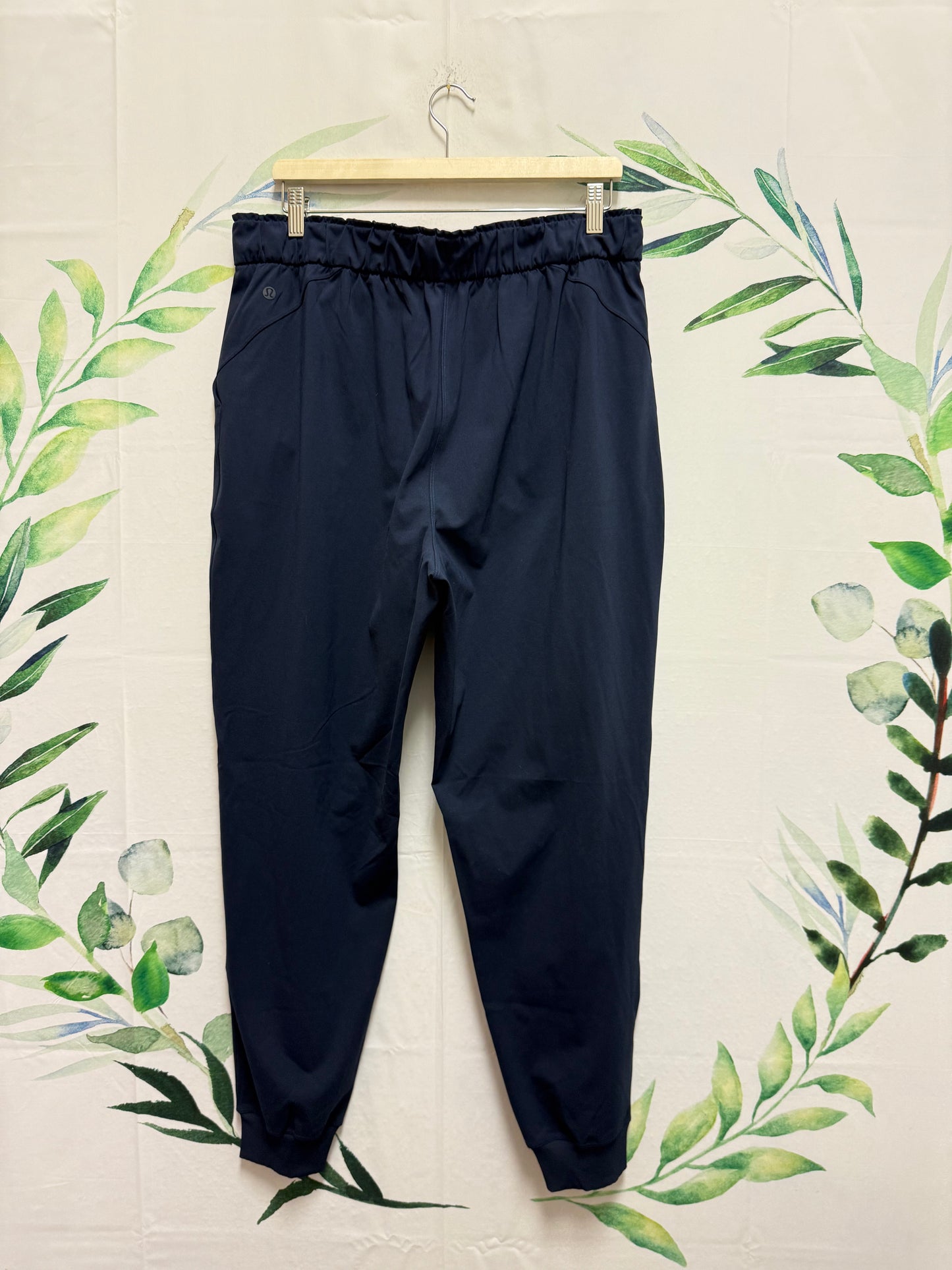Lululemon Keep Moving Stretch HR Jogger 29” (14)