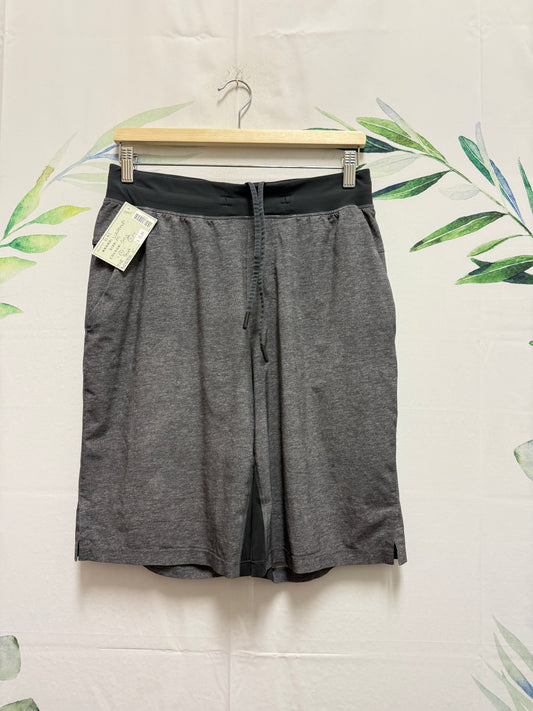 Lululemon THE Linerless Short 11” (M)
