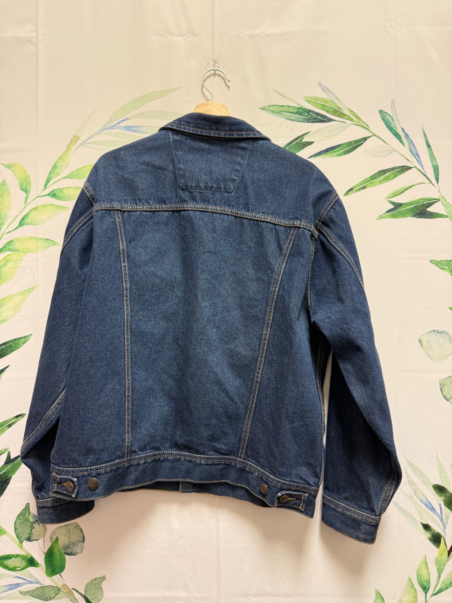 Storm Rider Vintage ‘90s Denim Jacket (M)