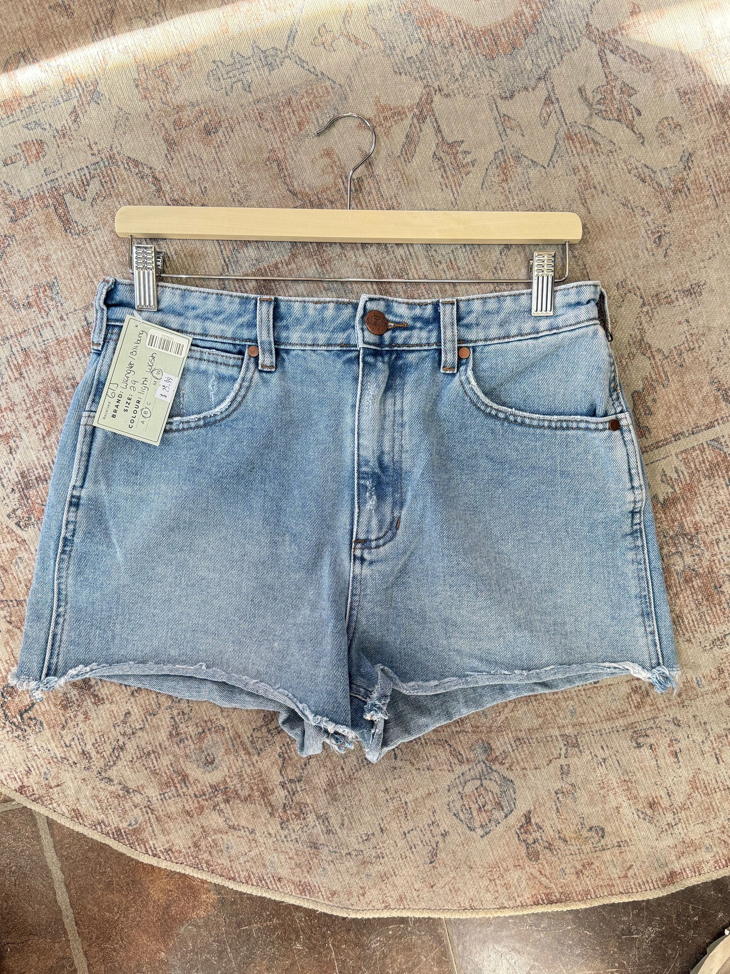 Wrangler X Billabong Cutoff HR Shorts (29)