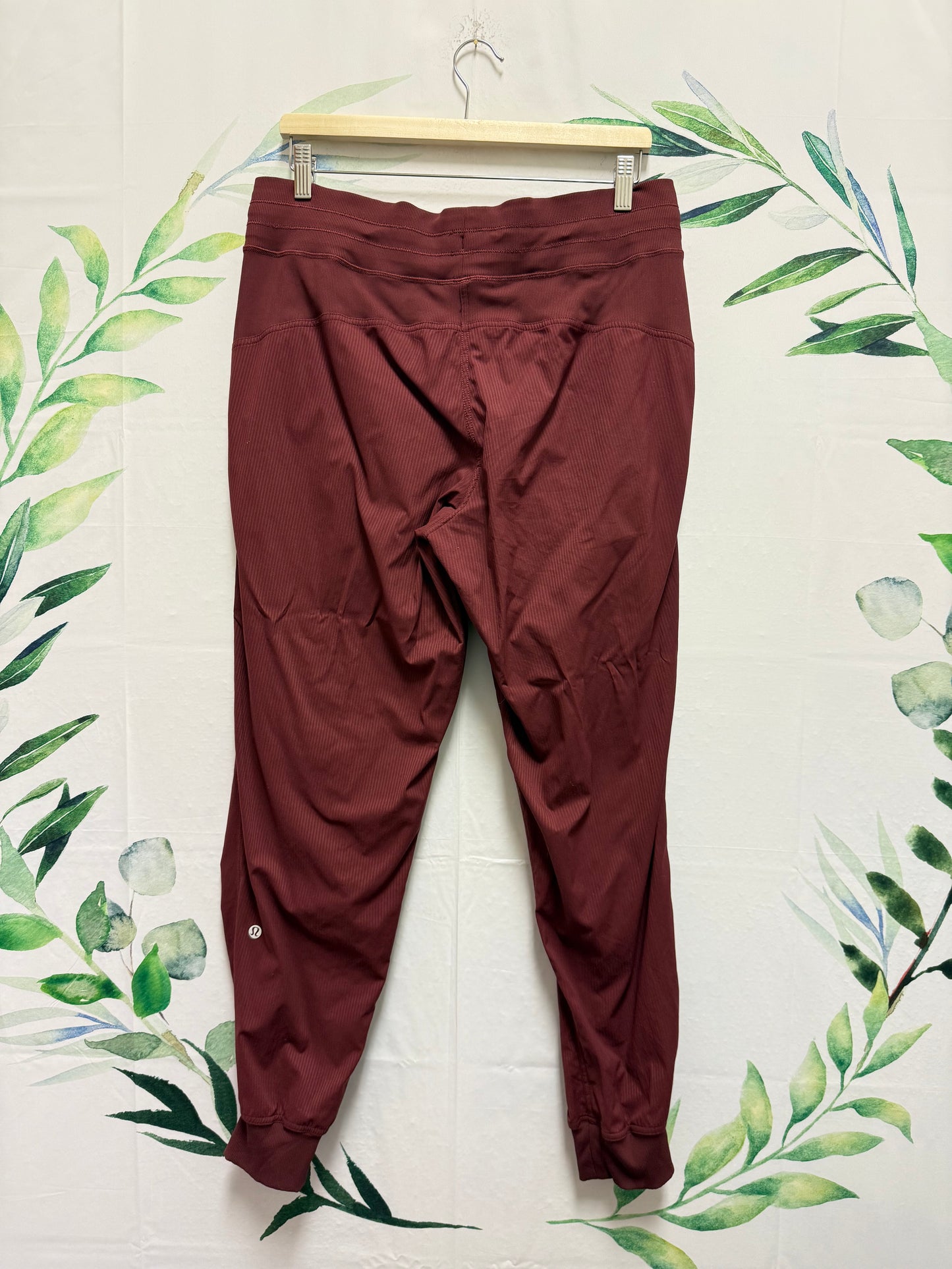 Lululemon Dance Studio MR Jogger 29” (12)