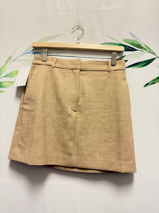 Aritzia Babaton Chisel Mini Skirt (4)