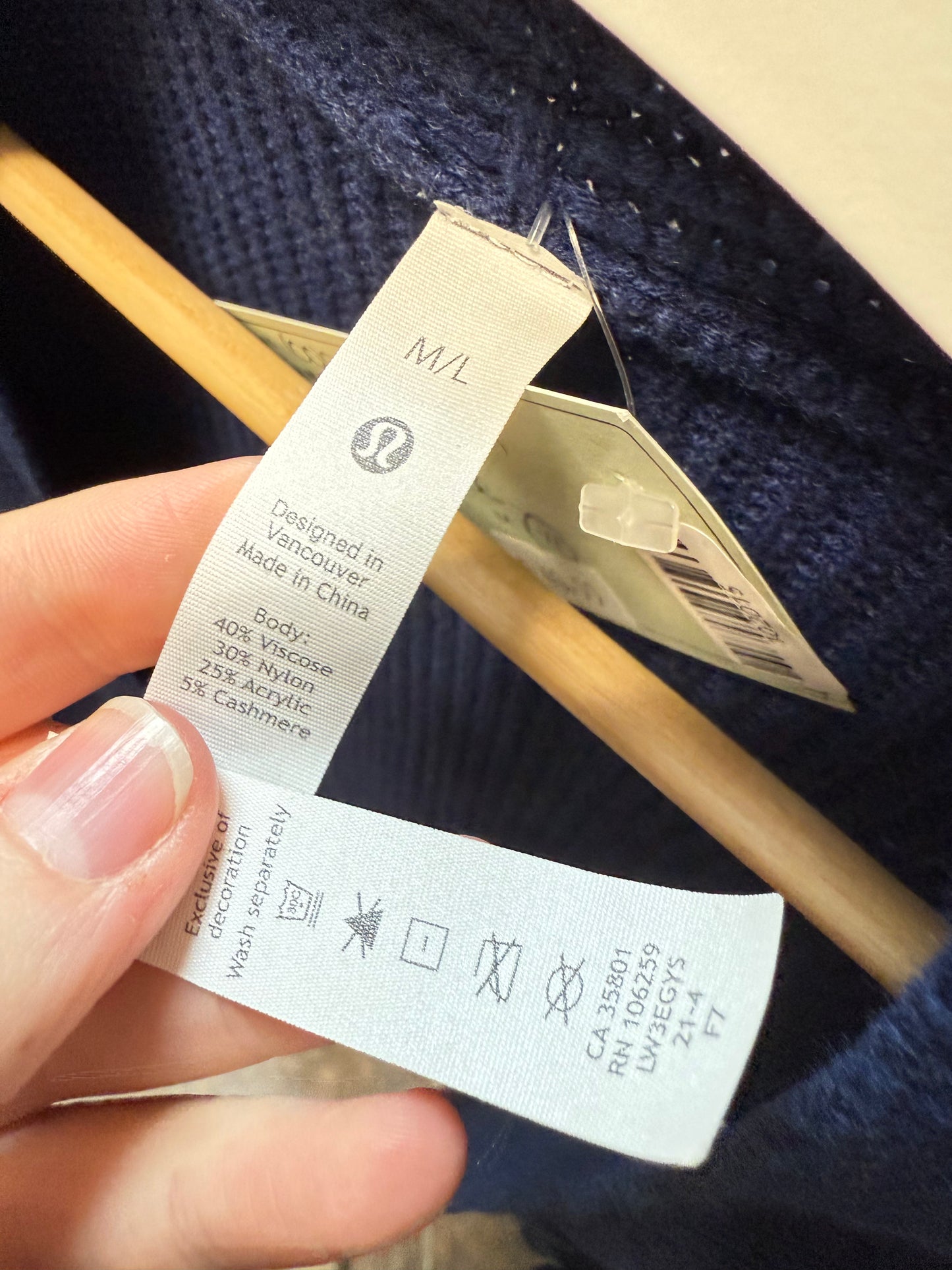 Lululemon Cashlu Sweater Wrap (M/L)