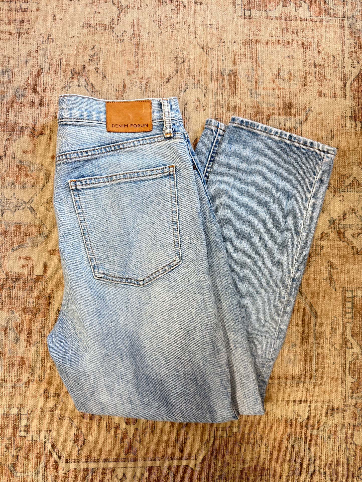 Denim Forum Arlo Straight HR Jeans (29x26)