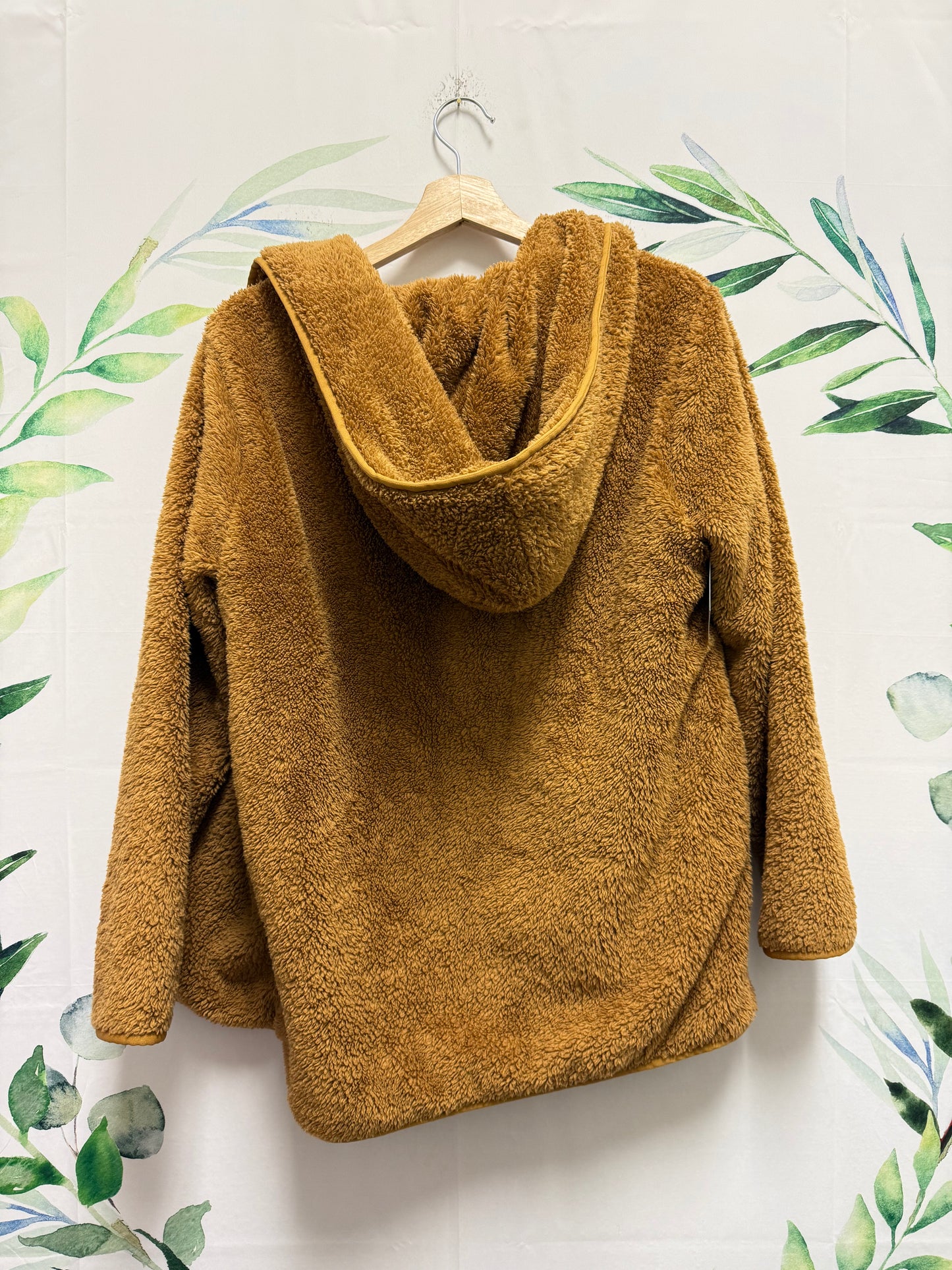 Aritzia Sunday Best Sherpa Hooded Wrap (XXS)