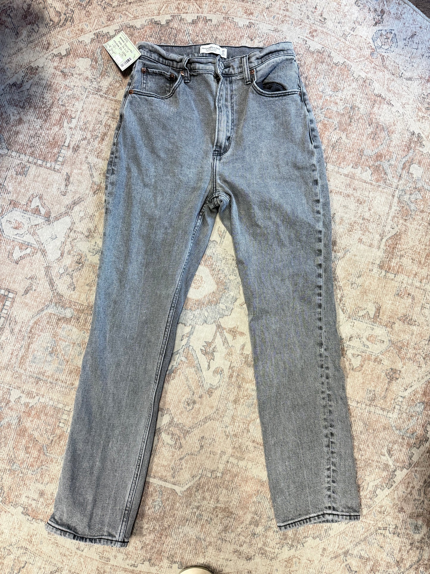 Abercrombie Ankle Straight Ultra HR Jeans (26x28)