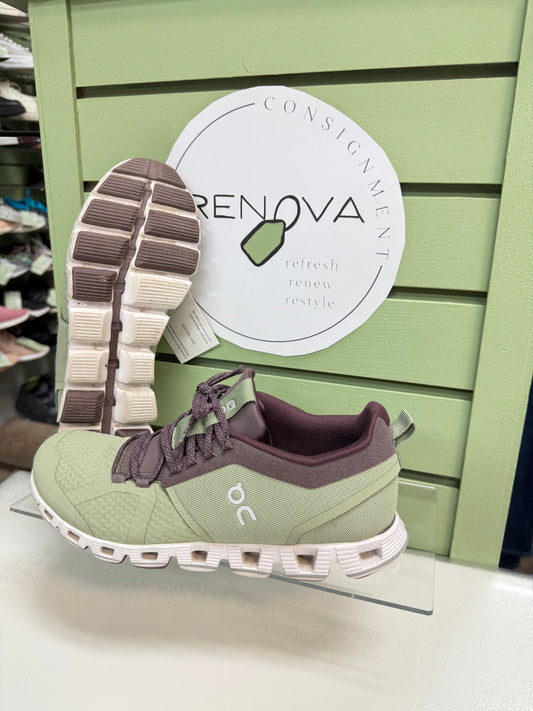 On Cloud Beam Runners (Womens 7)