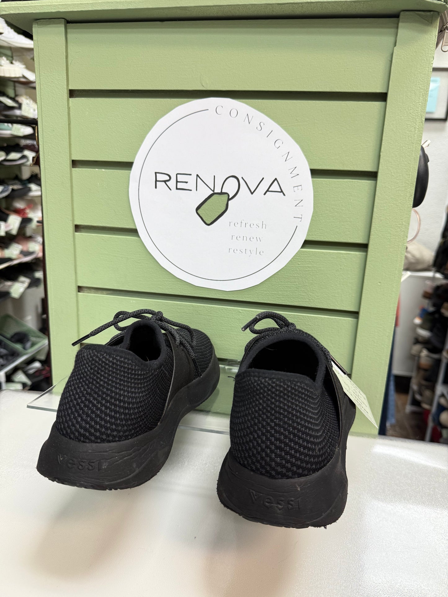 Vessi Everyday Runners (Womens 7)