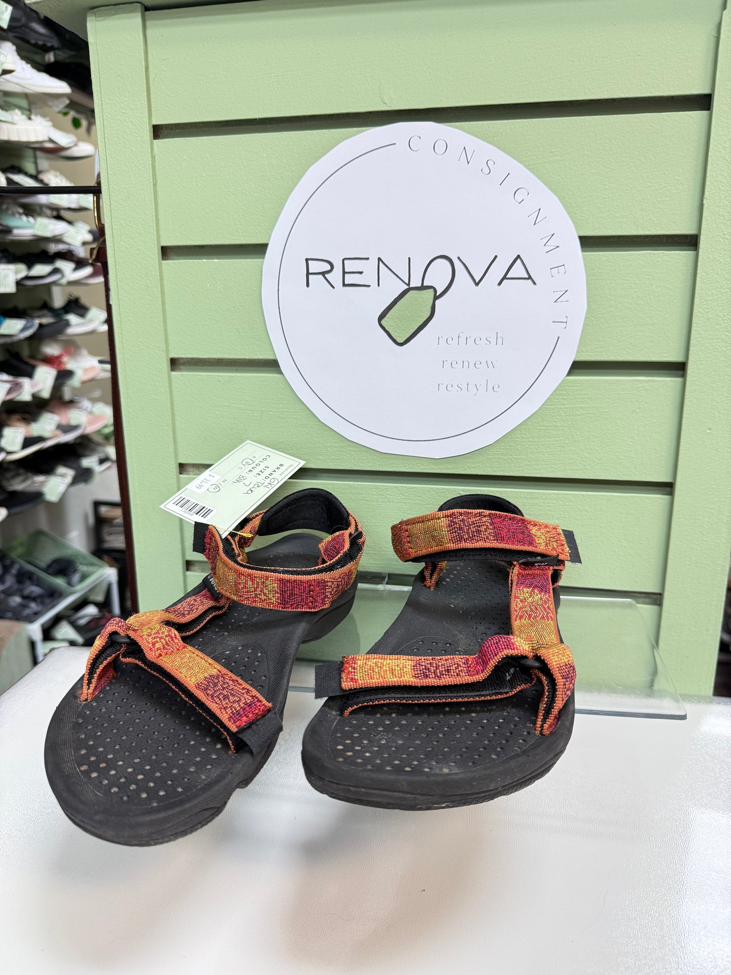 Teva Hurricane Sandals (Womens 7)