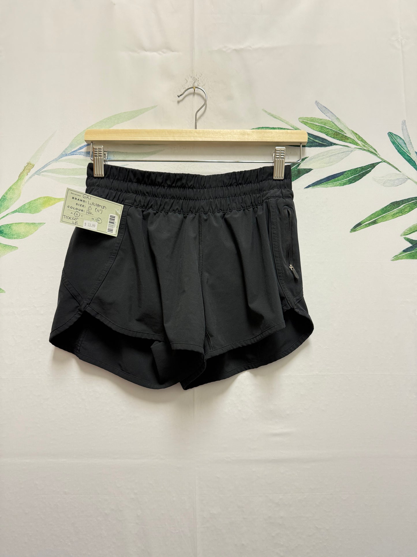 Lululemon Tracker LR Short 4” (6)