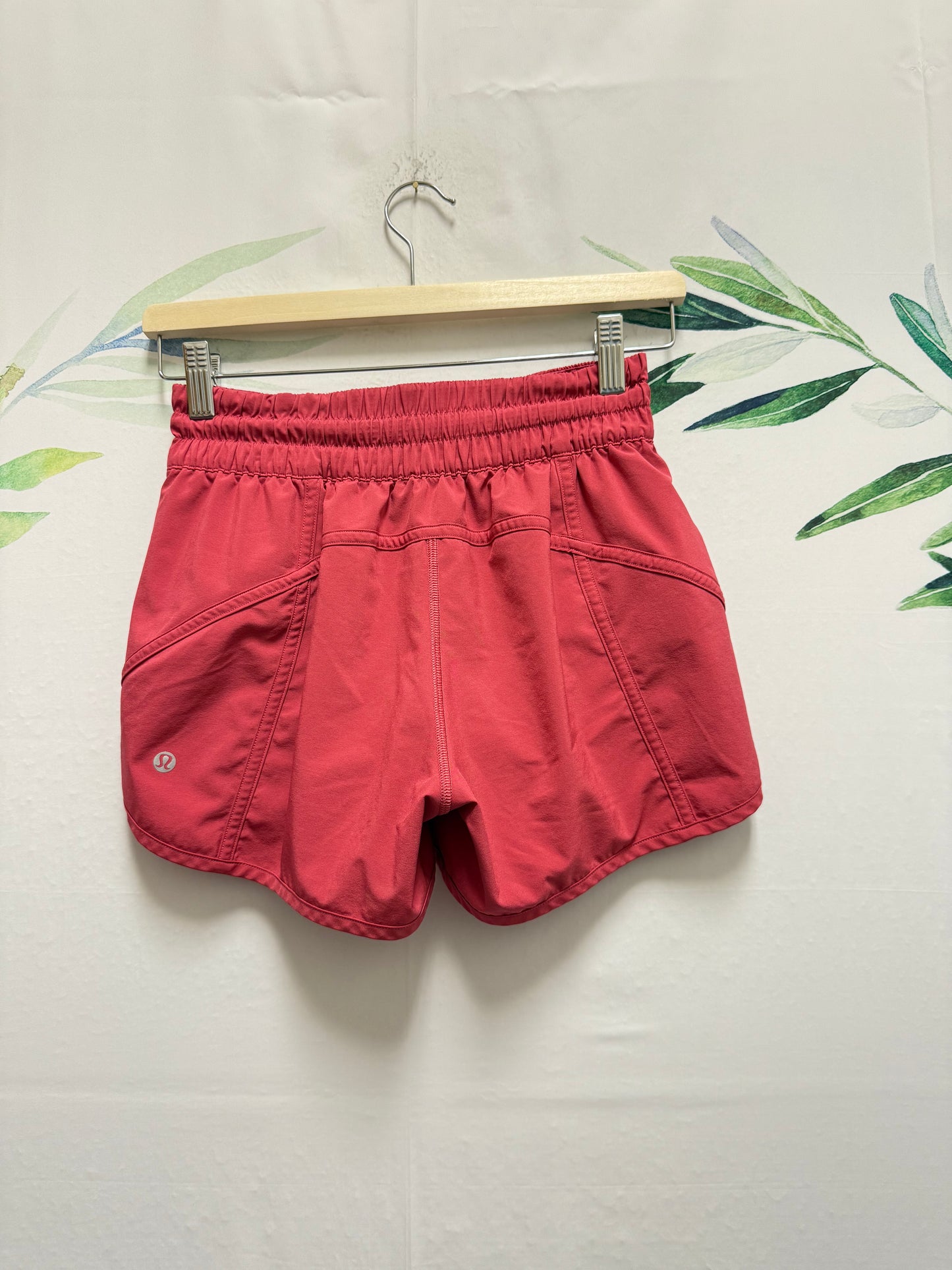 Lululemon Tracker LR Short 4” (6)
