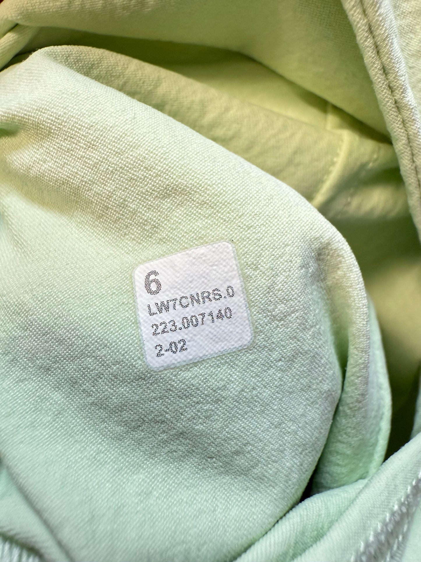 Lululemon Relaxed Cargo Super HR Short 4” (6)