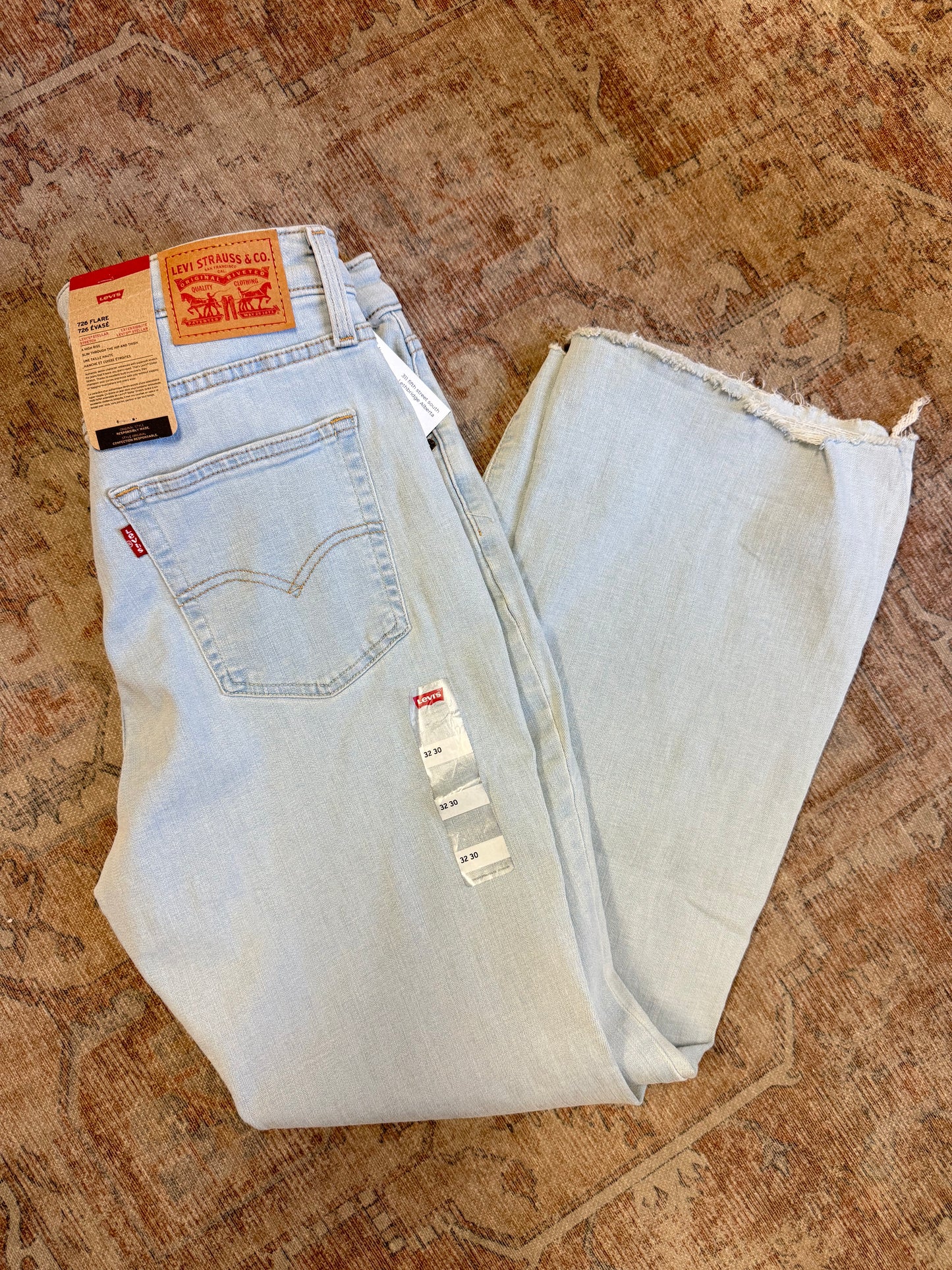 Levi Flare HR Jeans (32x30)