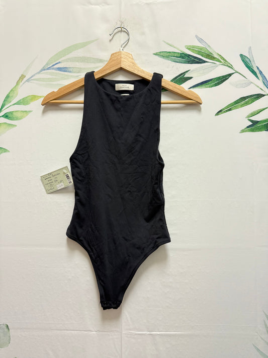 Aritzia Babaton Contour ‘90s Bodysuit (XS)