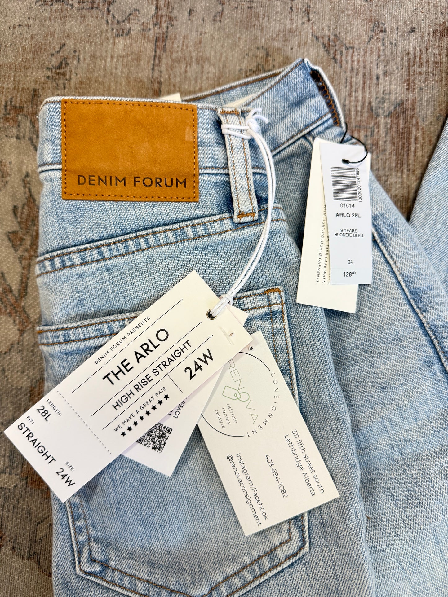Denim Forum Arlo Straight HR Jeans (24x28)