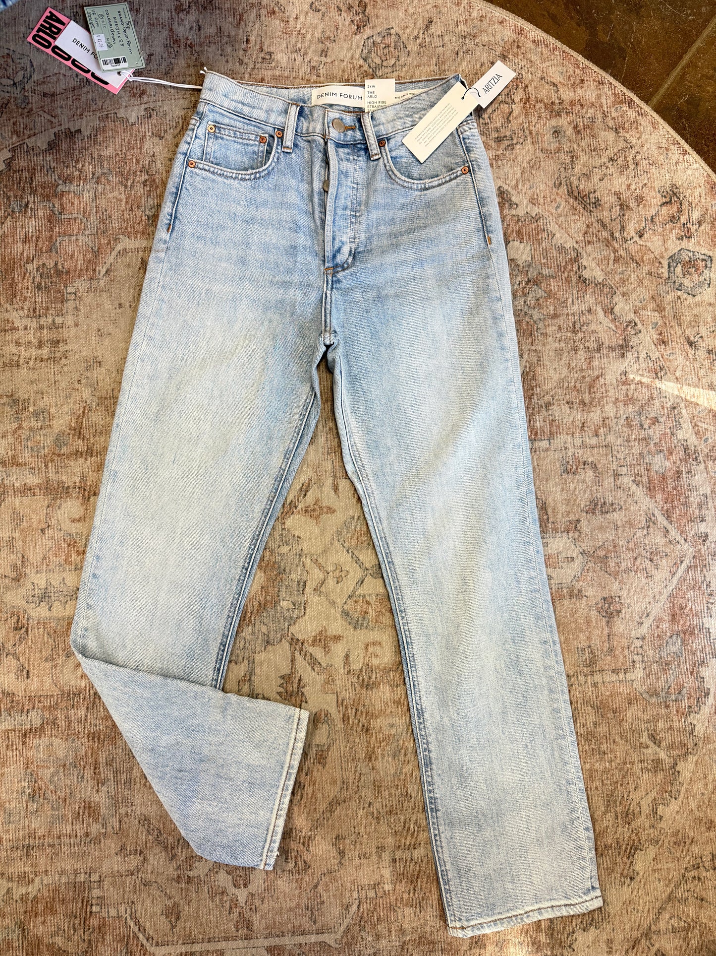 Denim Forum Arlo Straight HR Jeans (24x28)