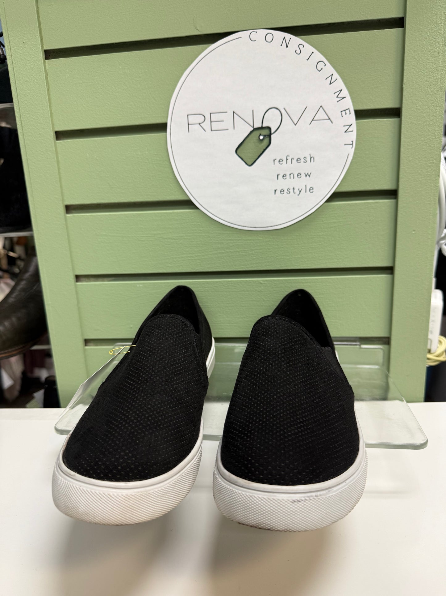 CLEARANCE Steve Madden Zarayy Slip On Shoes (Womens 9)