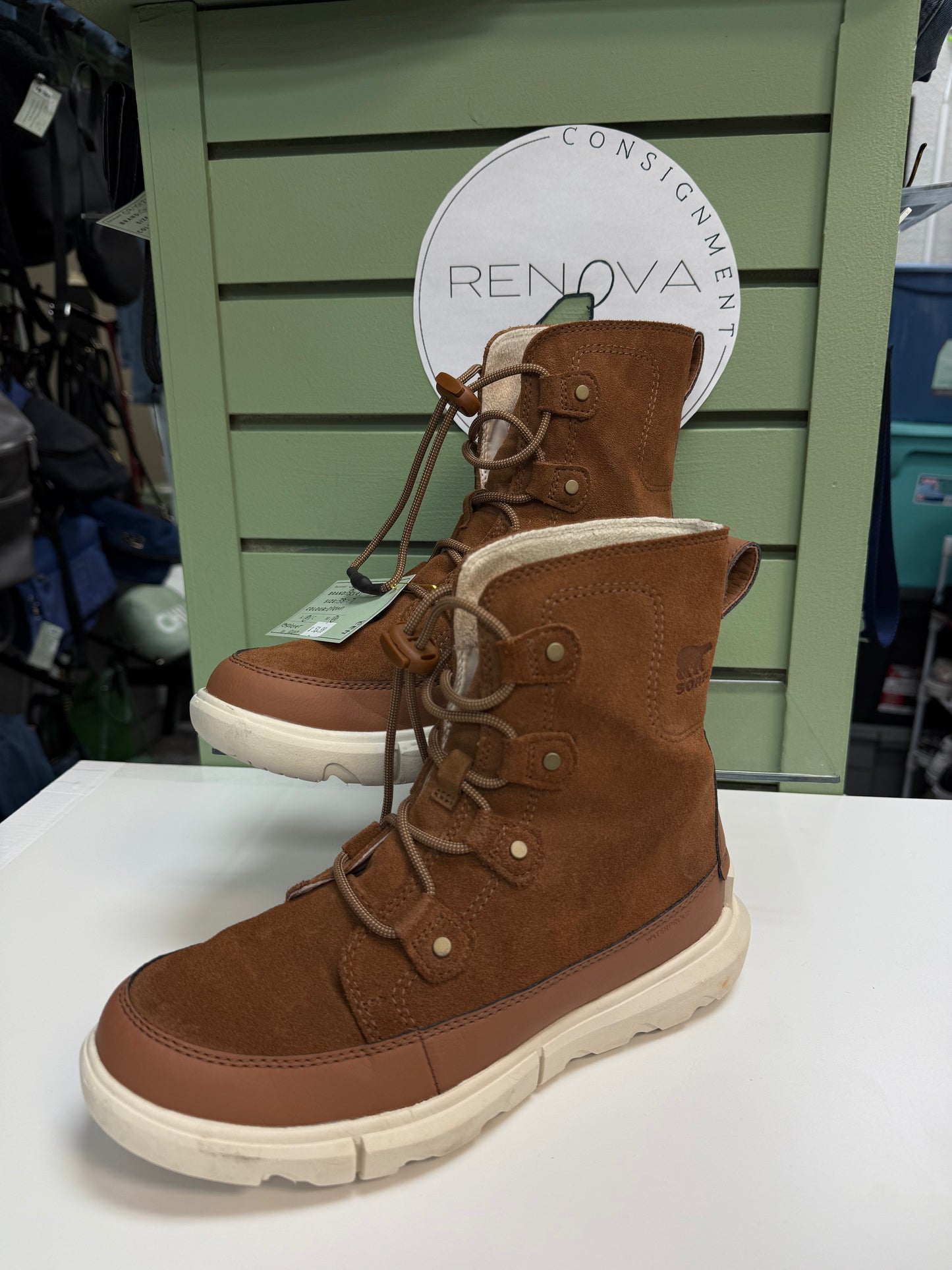 Sorel Joan Explorer II Boots ( Eur 38= Womens 7)