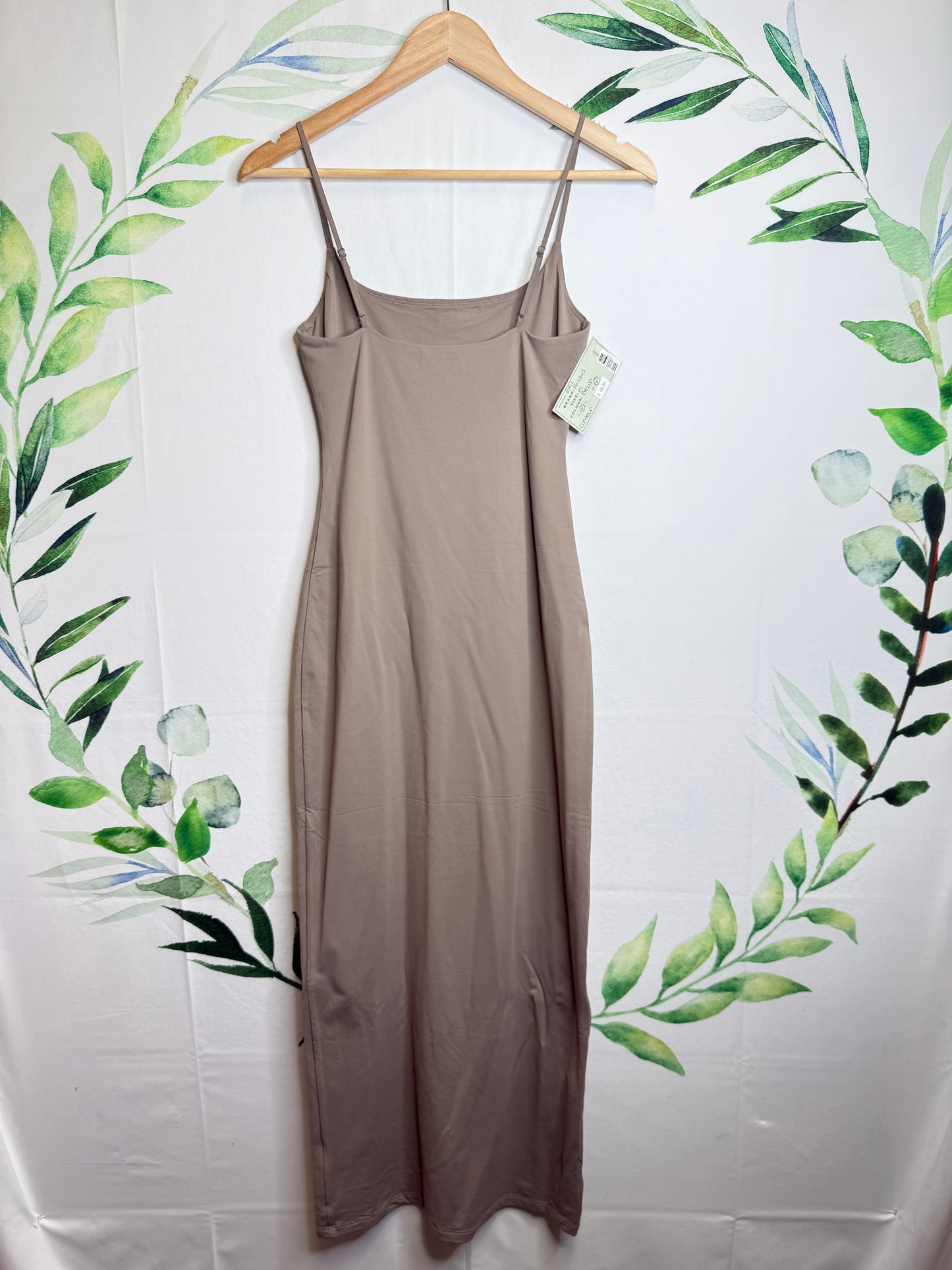 Aritzia Contour Summon Maxi Dress (M)