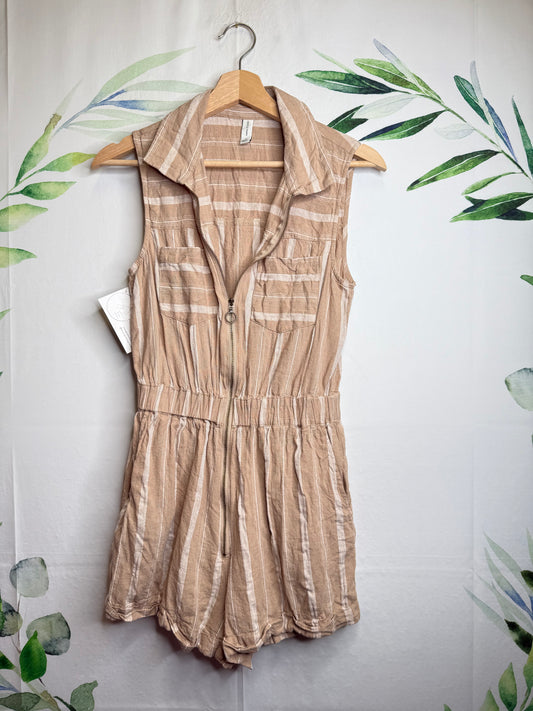 Gentle Fawn Zip Up Romper (XS)