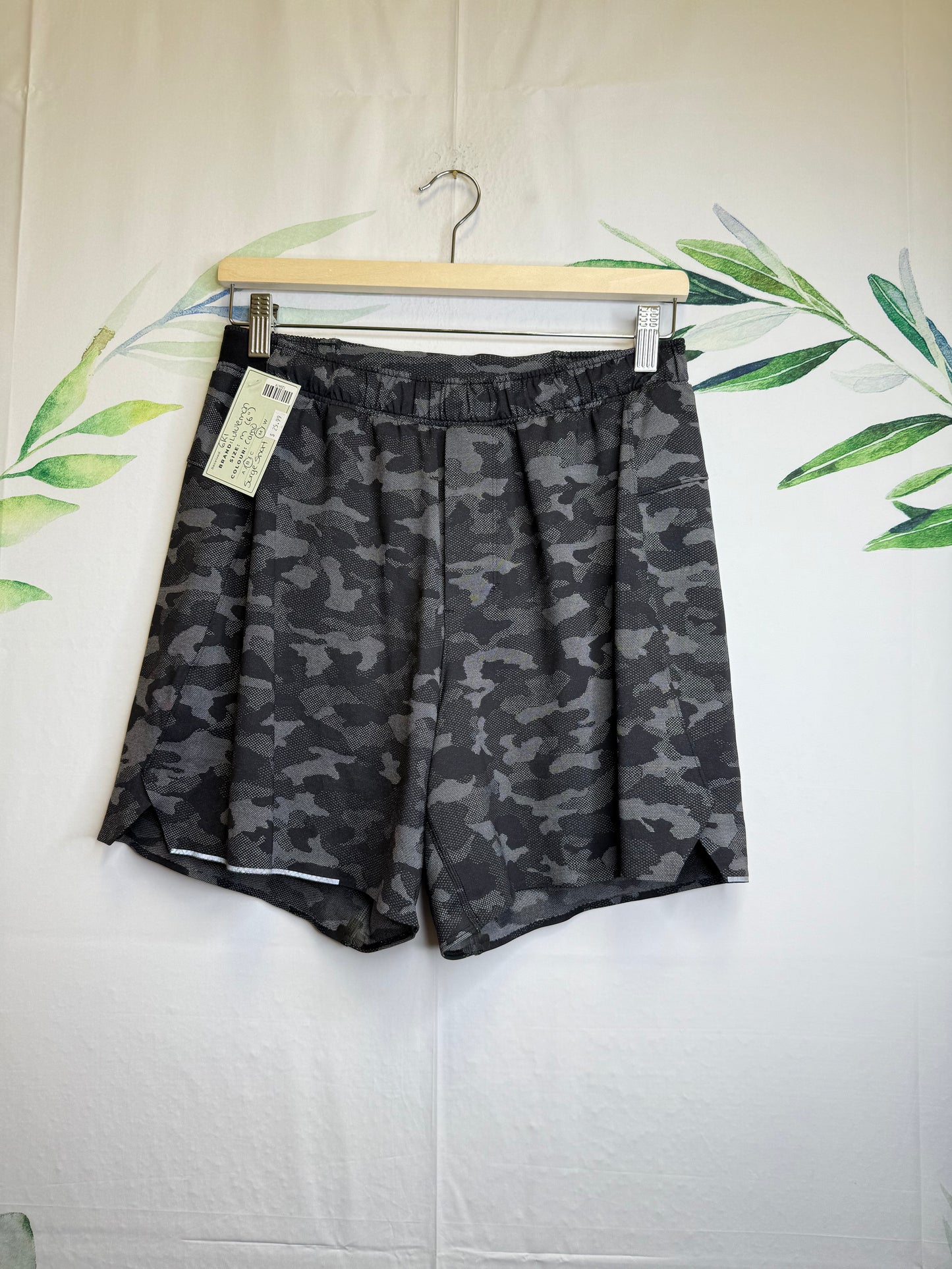 Lululemon Surge Lined Short 6” (M)