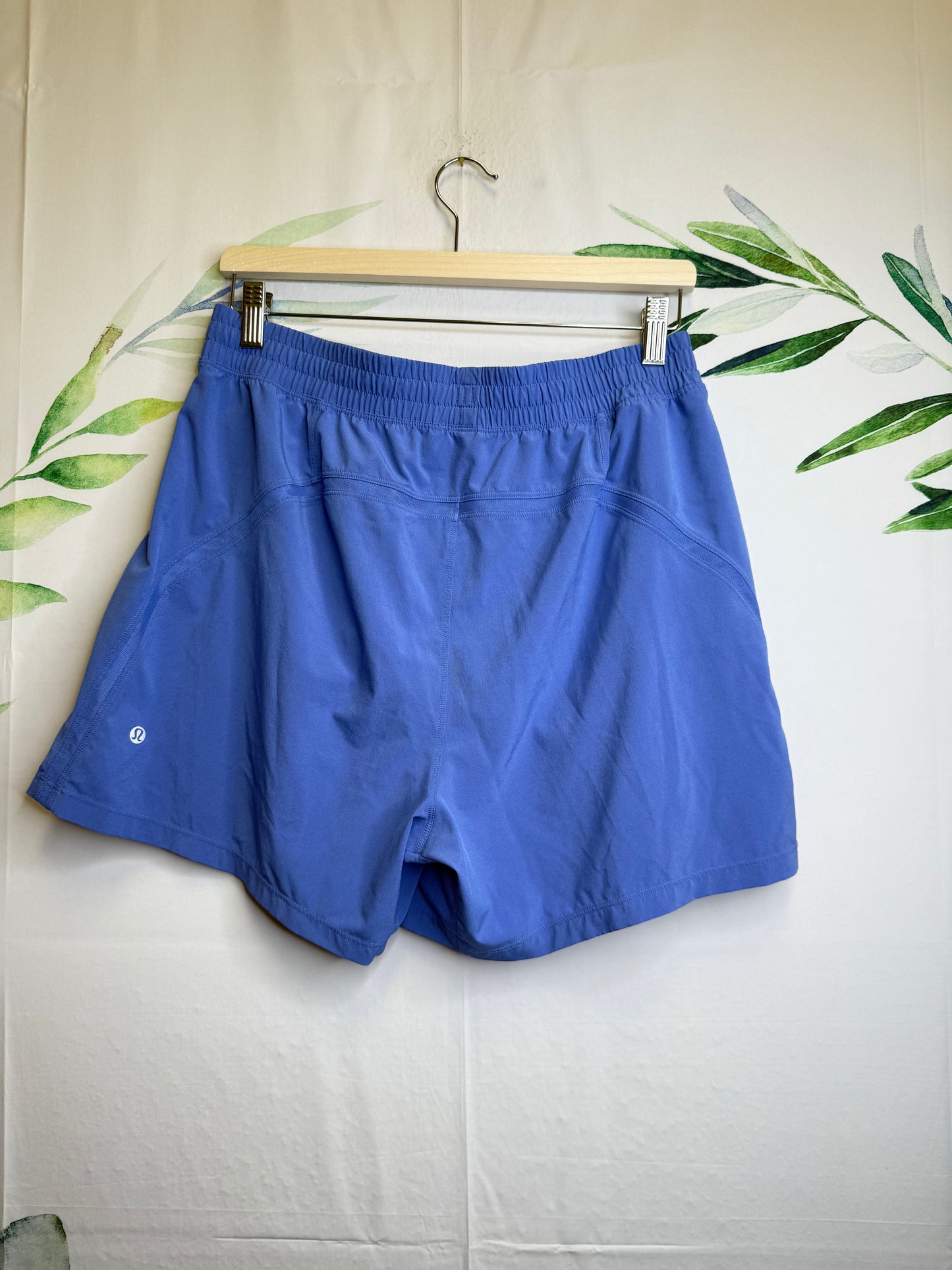 Lululemon Pace Breaker Linerless Short 5” (L)