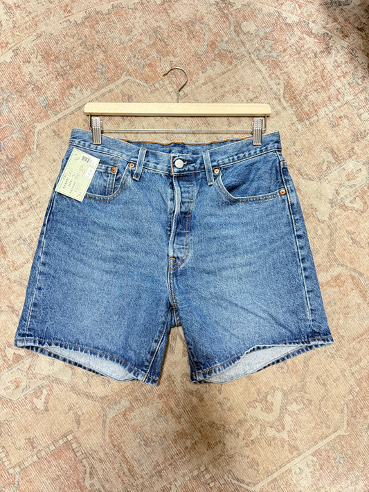 Levi’s 501 Shorts (31)