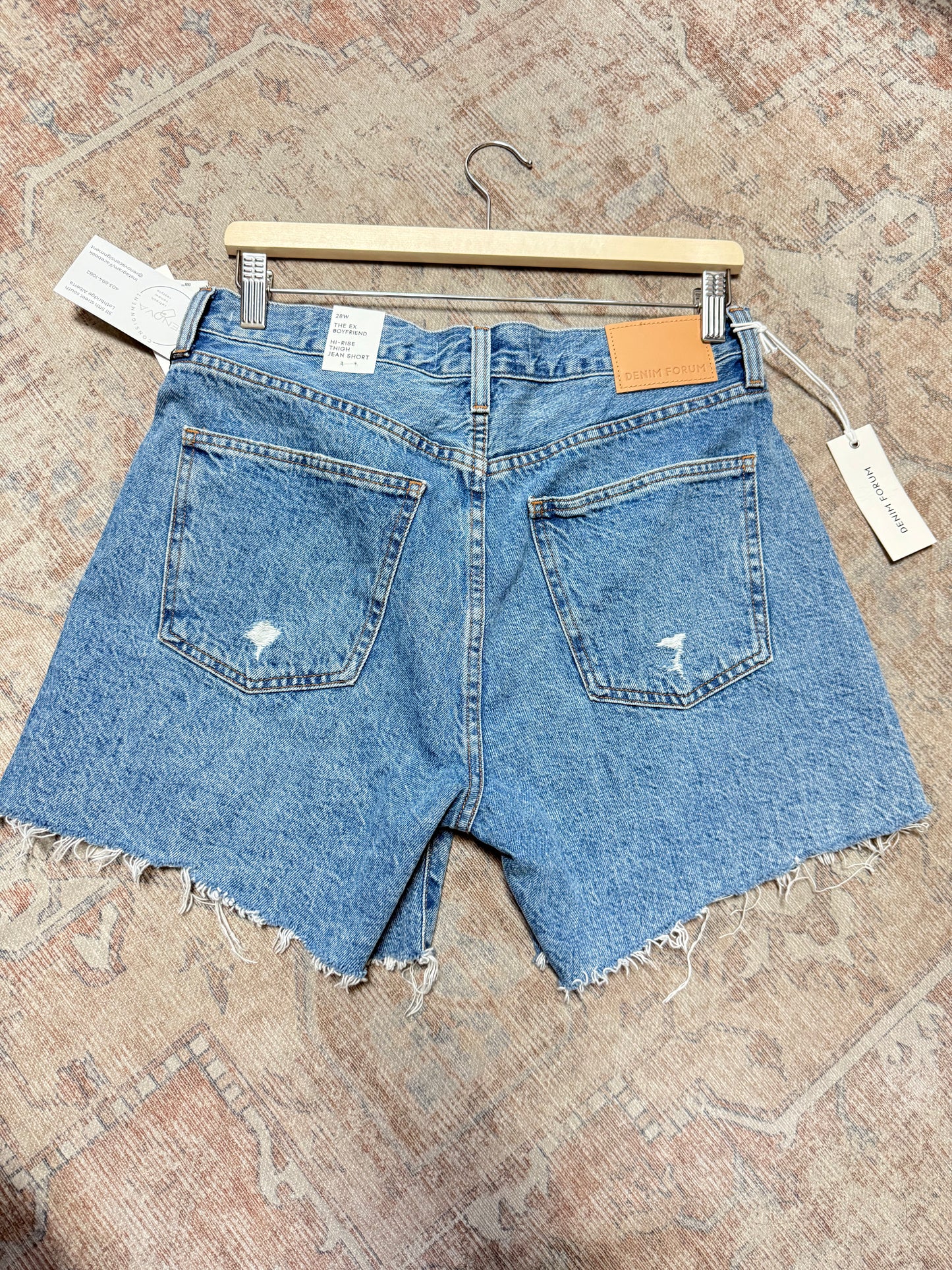 Denim Forum Ex Boyfriend Mid Thigh HR Shorts (28)