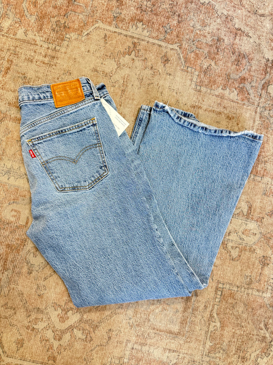 Levi Middy Flare Jeans (28x30)