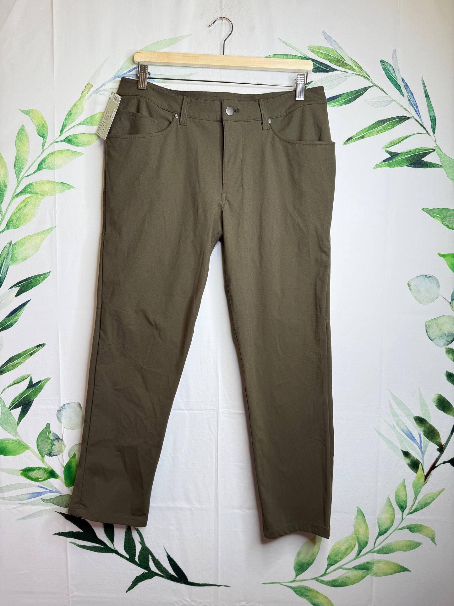 Lululemon ABC Classic Pant (33x28)
