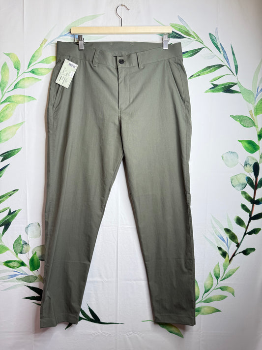 Lululemon Tapered Twill Trouser (34x31)