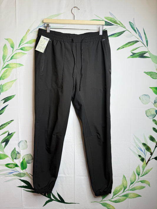 Lululemon License to Train Jogger 29” (L)