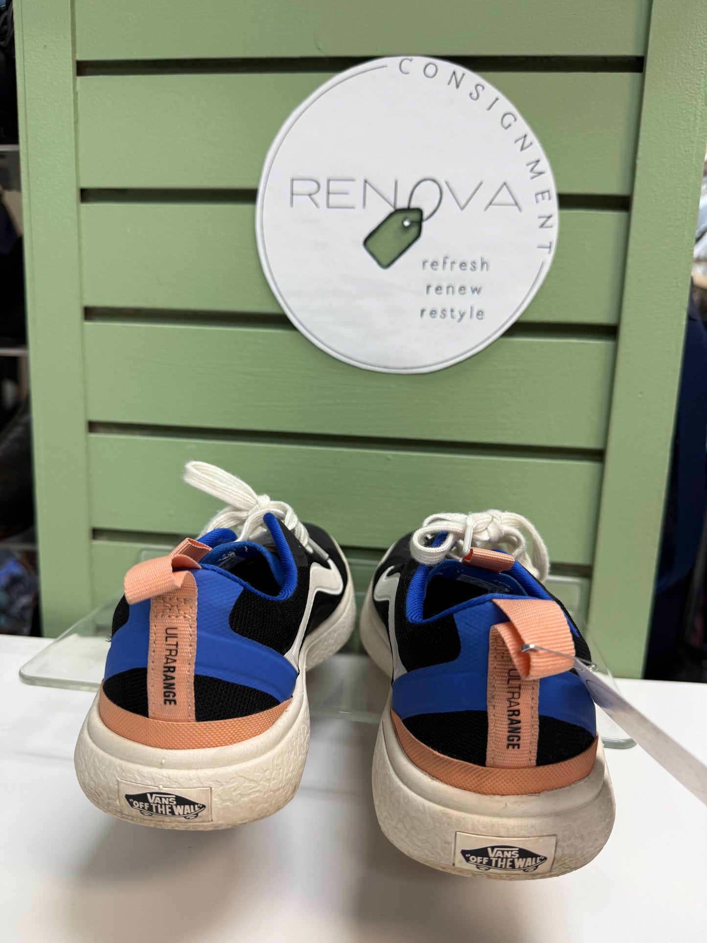 CLEARANCE Vans Runners (Womens 7)