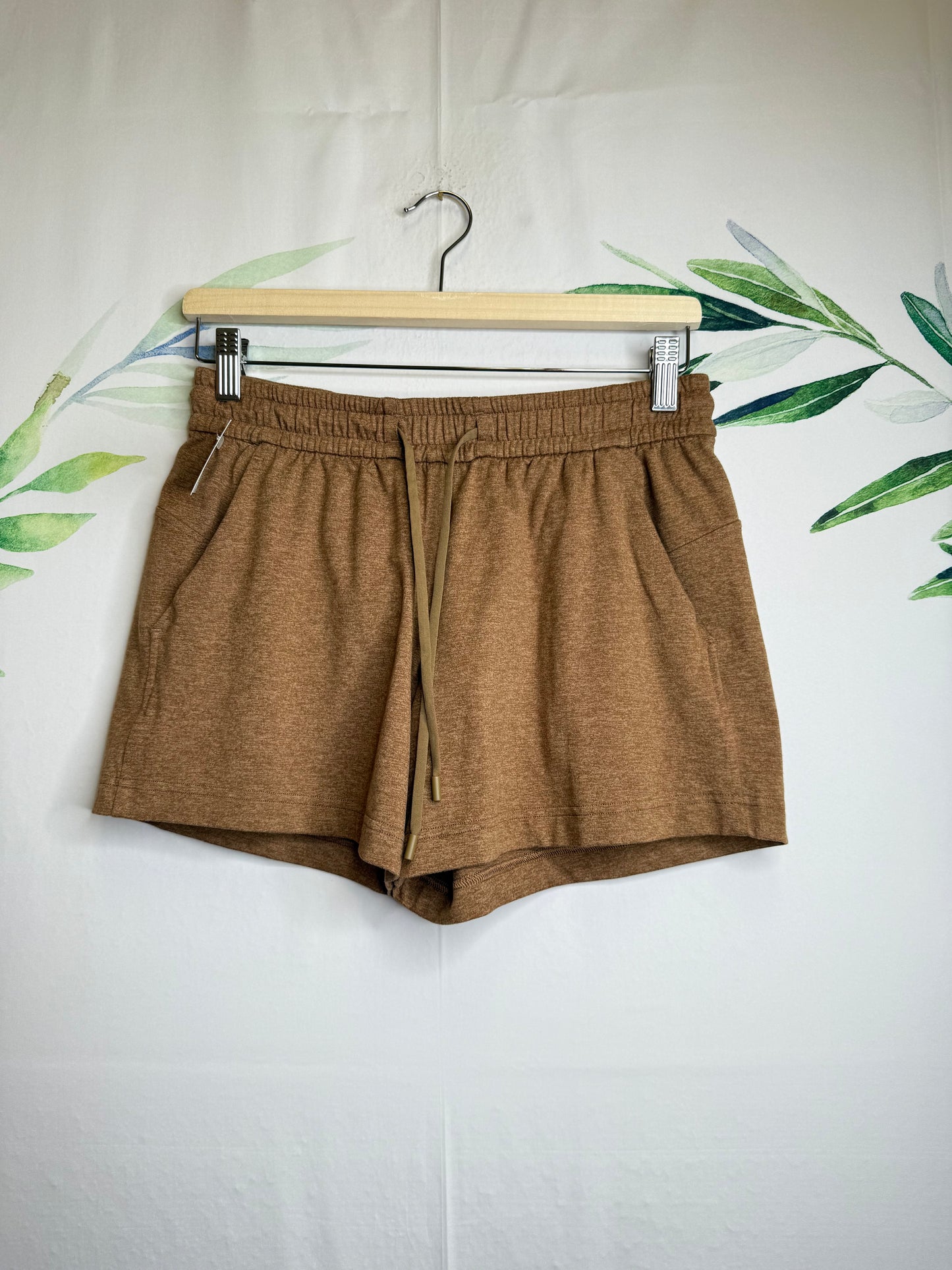 Lululemon Soft Jersey Relaxed MR Short 4” (6)