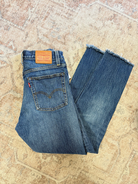 Levi’s White Oak 501 HR Jeans (26x27)