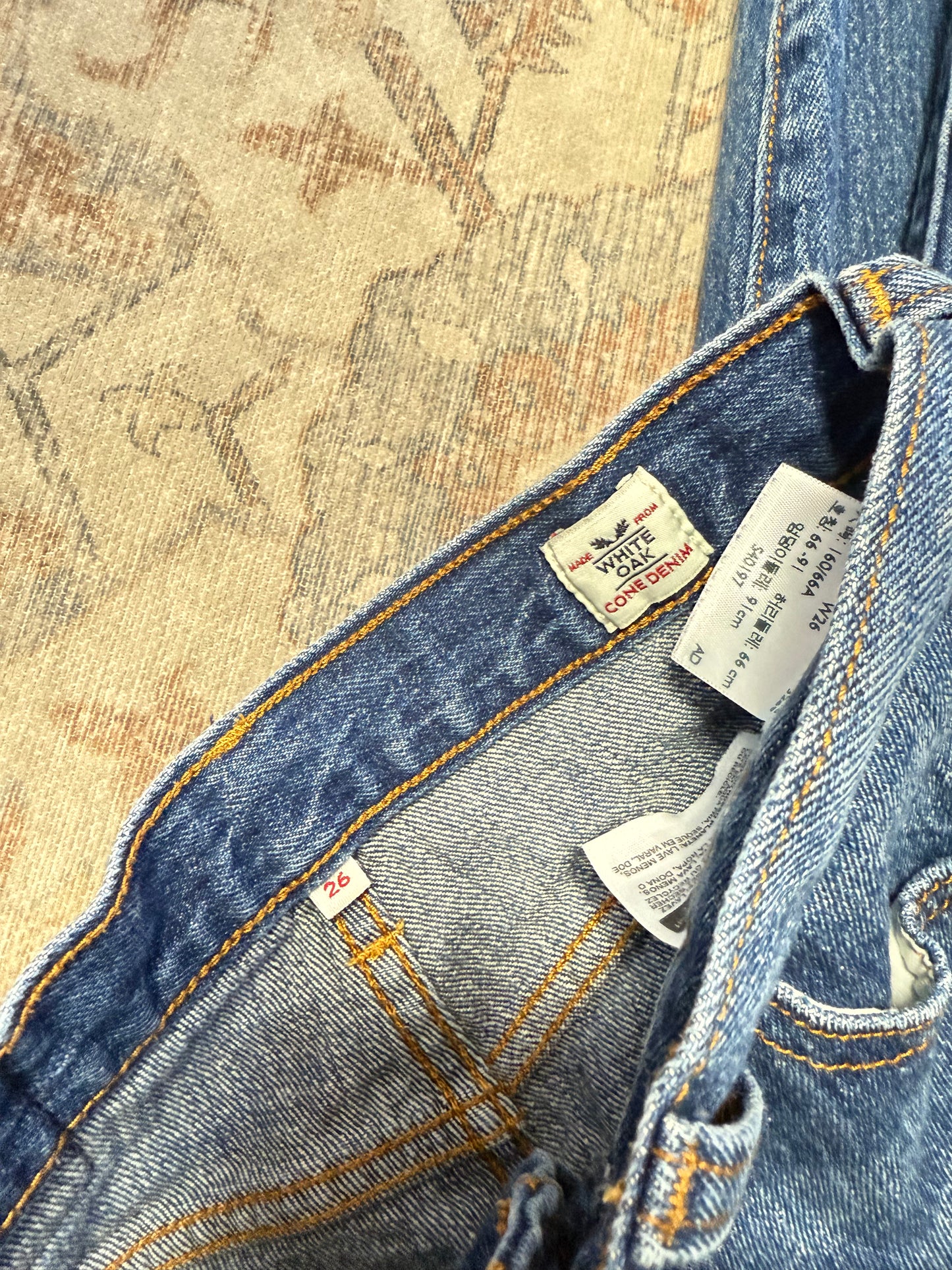 Levi’s White Oak Wedgie Icon HR Jeans (26x27)