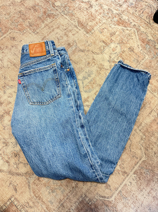 Levi’s 501 Jeans (27x32)
