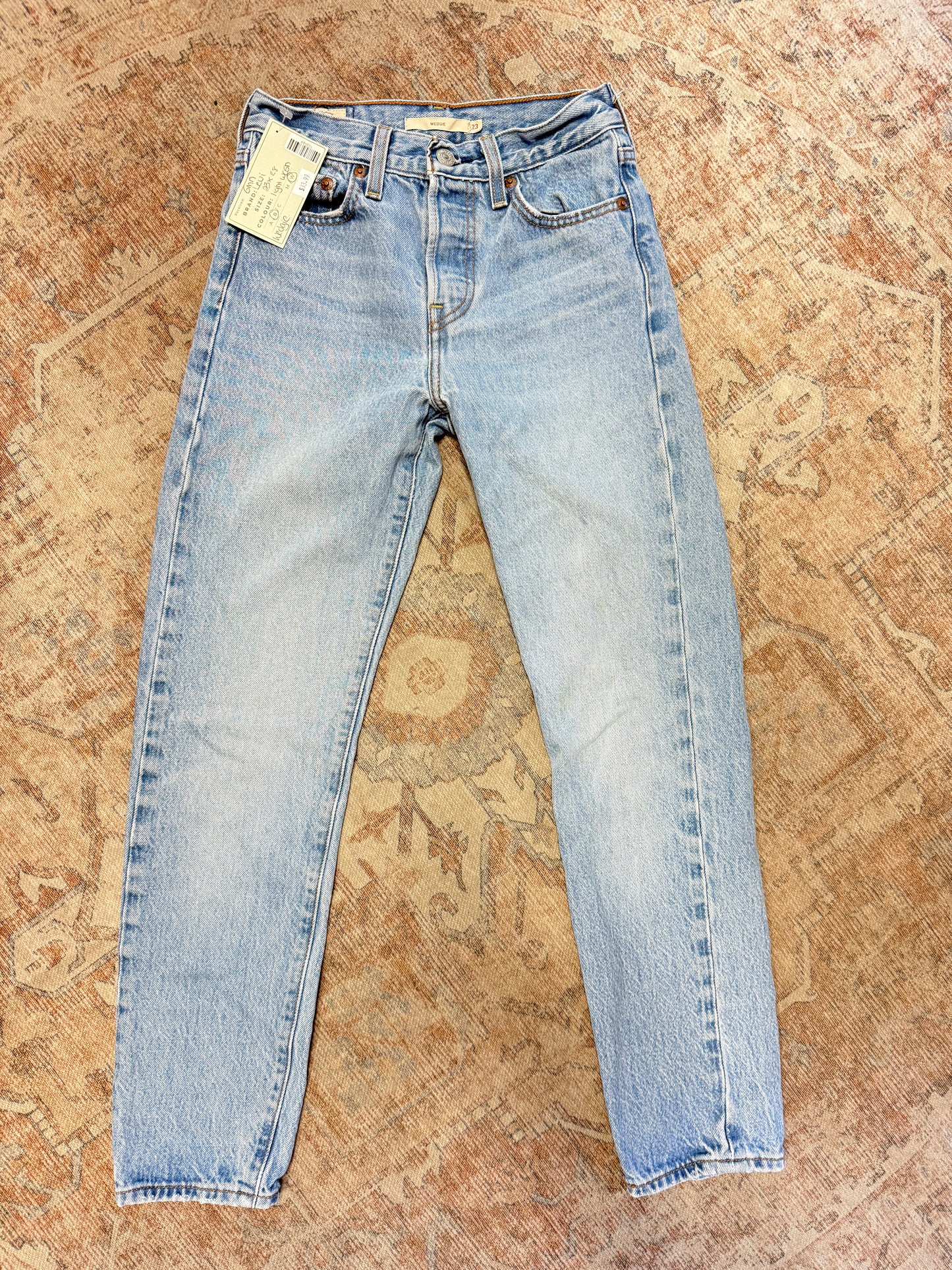Levi’s Wedgie HR Jeans (23x28)