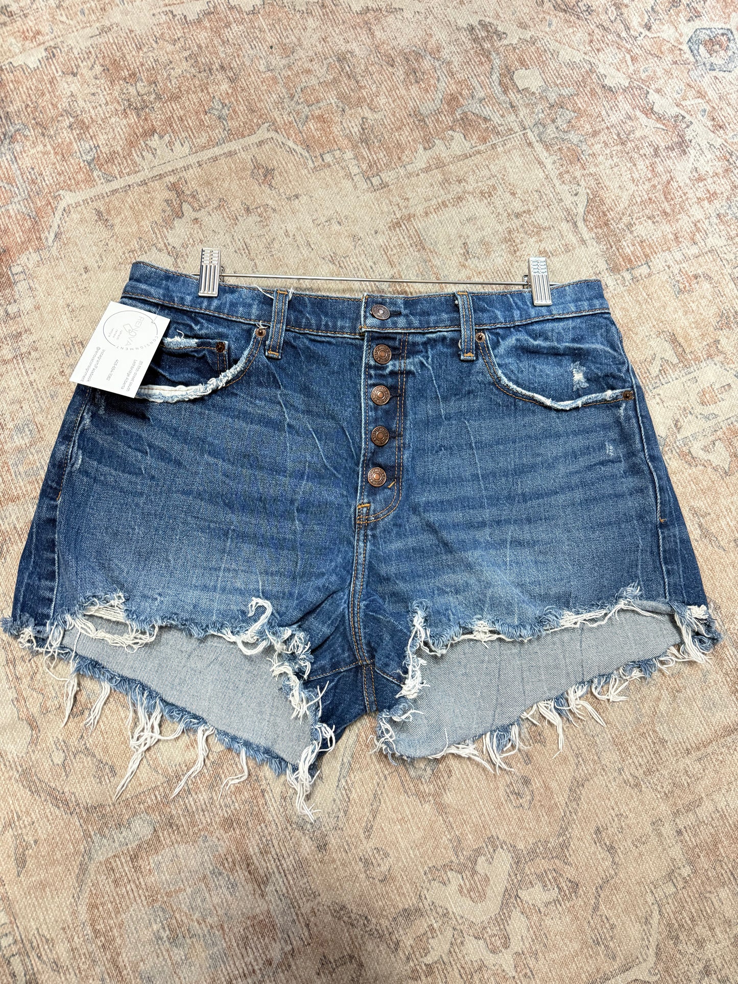 Abercrombie The Mom HR Shorts (32)
