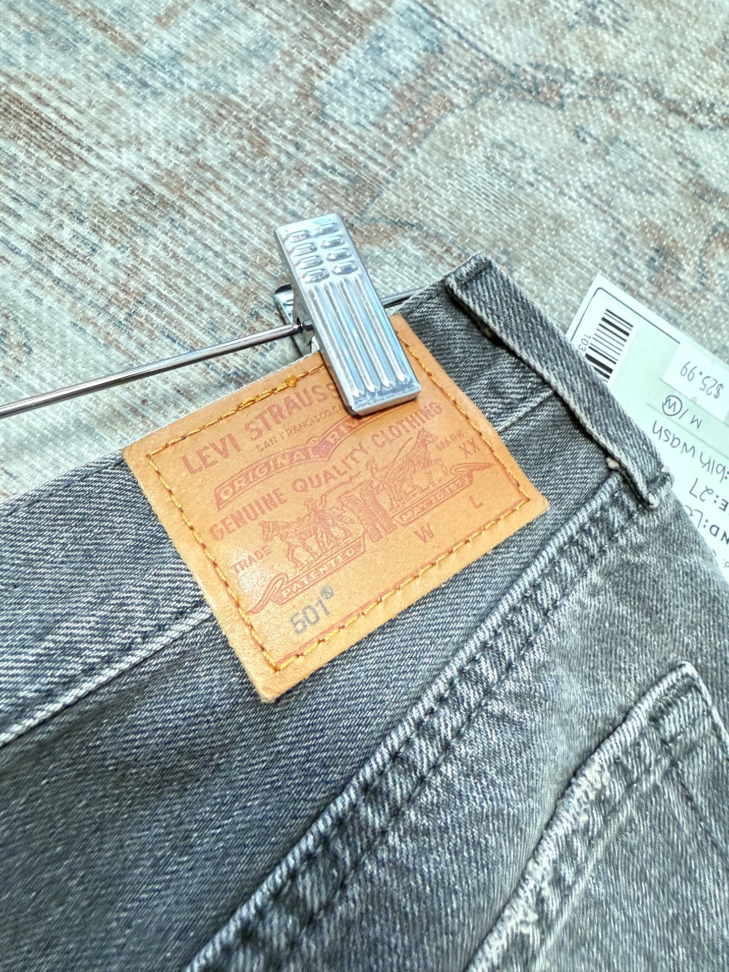 Levi’s 501 HR Shorts (27)