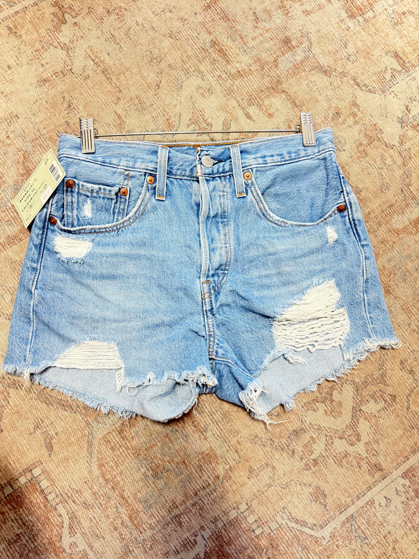 Levi’s 501 Shorts (26)