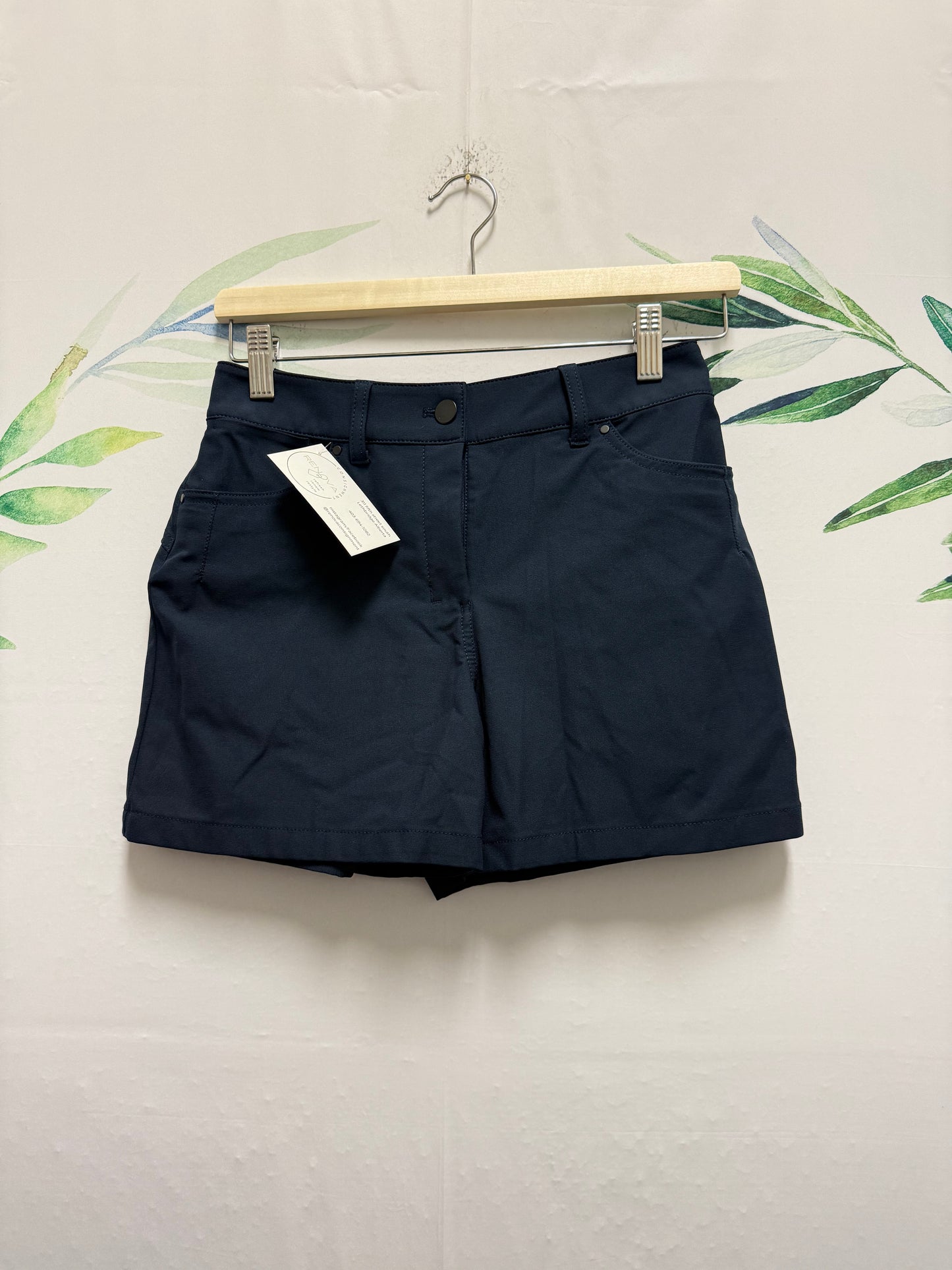 Lululemon City Sleek 5 Pocket HR Short 4” (26)
