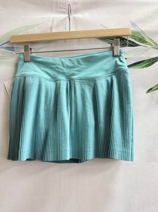 Lululemon Pleat to Street MR Skirt (2)